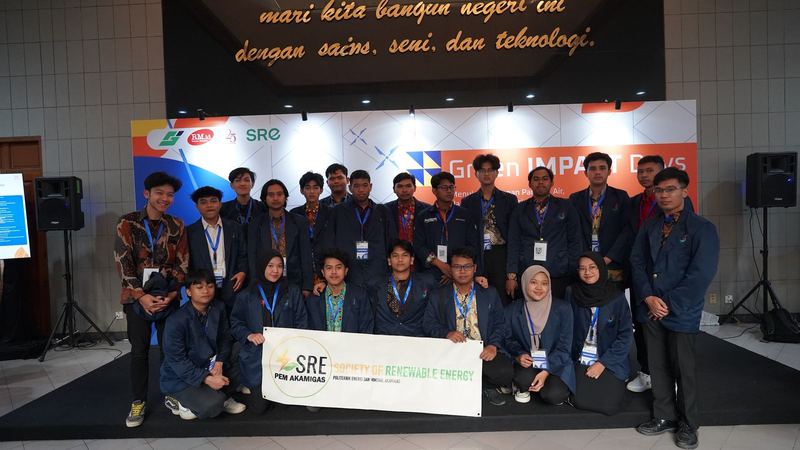 Foto bersama tim penyelenggara Green Impact Days 2024